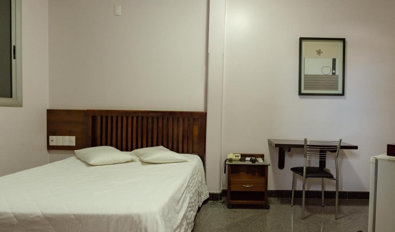 Lindoya Hotel Catalão Exteriör bild