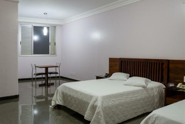Lindoya Hotel Catalão Exteriör bild